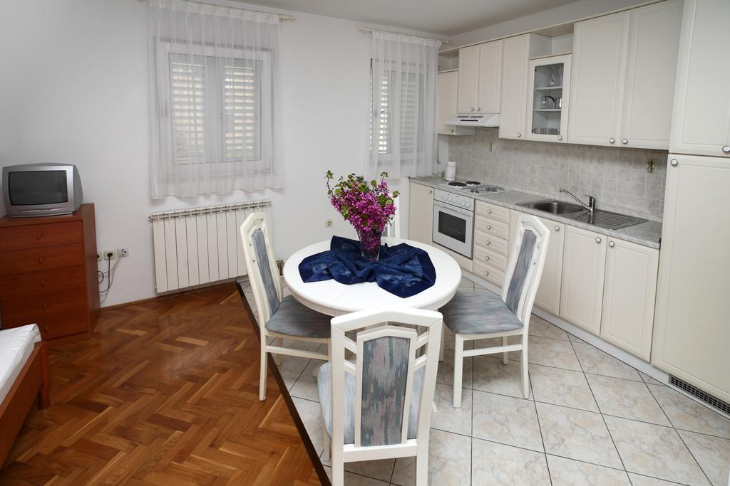 Apartments In Beautiful Split Podstrana Zimmer foto
