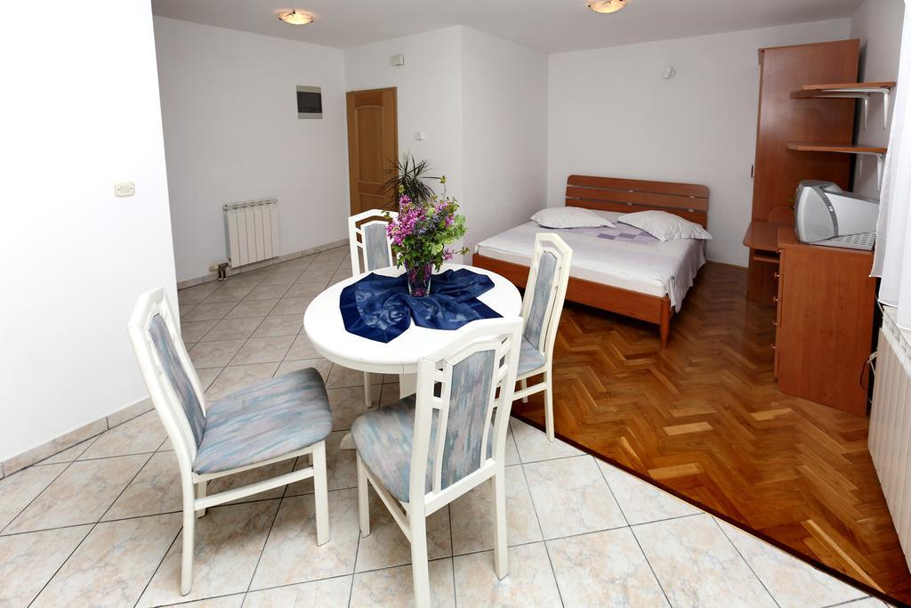 Apartments In Beautiful Split Podstrana Zimmer foto