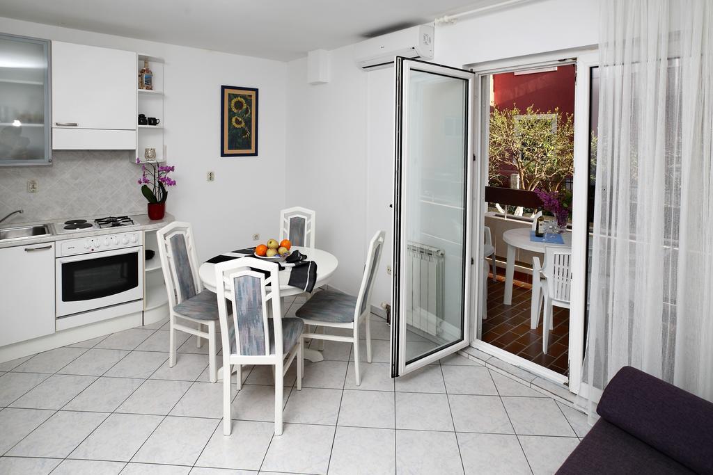 Apartments In Beautiful Split Podstrana Zimmer foto